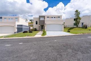 114 SENDERO LARGO STREET, Canovanas, PR 00729