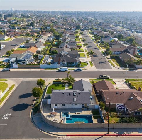 17761 Still Harbor Lane, Huntington Beach, CA 92647