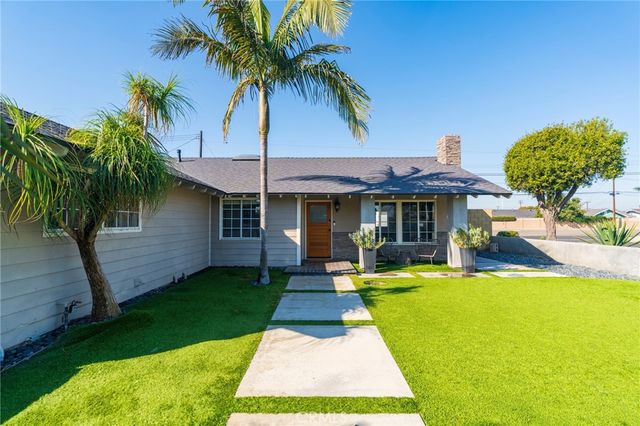 17761 Still Harbor Lane, Huntington Beach, CA 92647