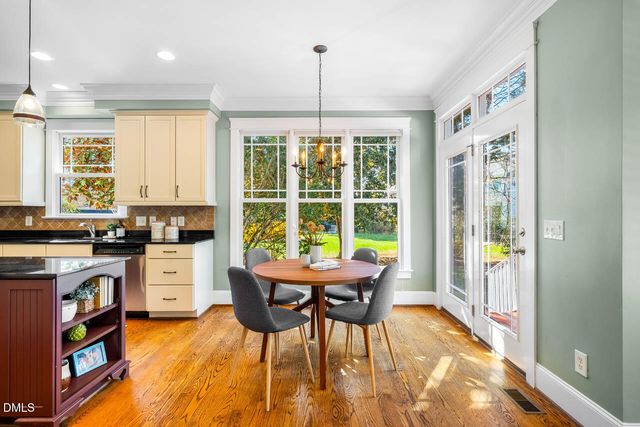 300 Long Meadows Road, Chapel Hill, NC 27516