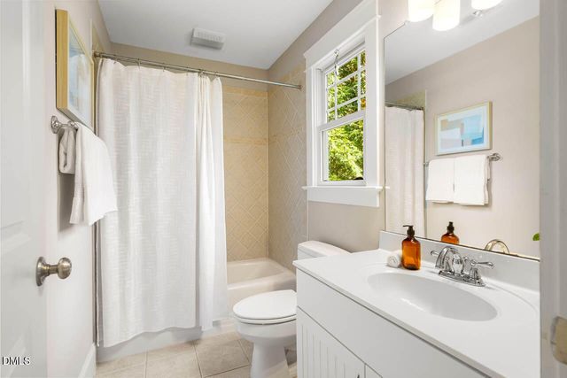 300 Long Meadows Road, Chapel Hill, NC 27516