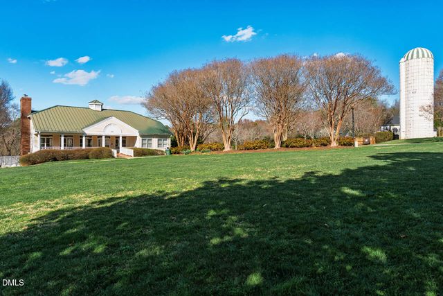 300 Long Meadows Road, Chapel Hill, NC 27516