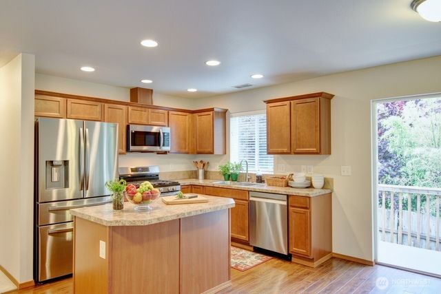 2327 107th Avenue SE, Lake Stevens, WA 98258