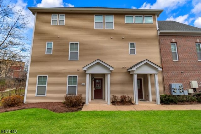 900 River Pl, Butler Boro, NJ 07405