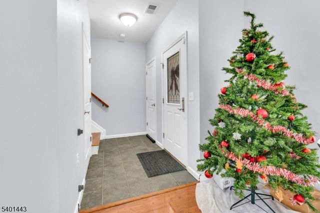 900 River Pl, Butler Boro, NJ 07405