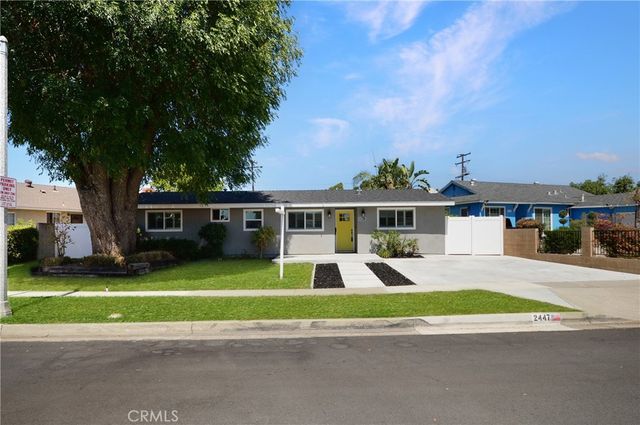2447 Clarke, Fullerton, CA 92831