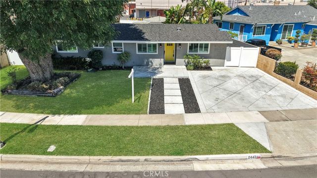 2447 Clarke, Fullerton, CA 92831