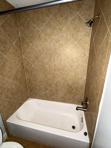 1100 Augusta Drive 80, Houston, TX 77057
