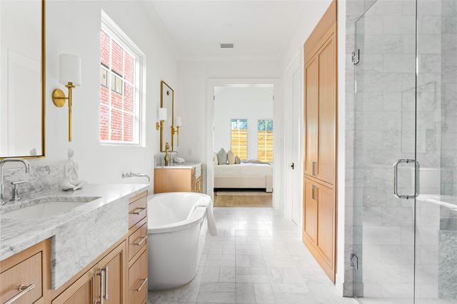 9826 Mixon Drive, Dallas, TX 75220