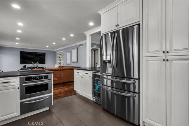 7015 Castle Peak Drive, West Hills, CA 91307