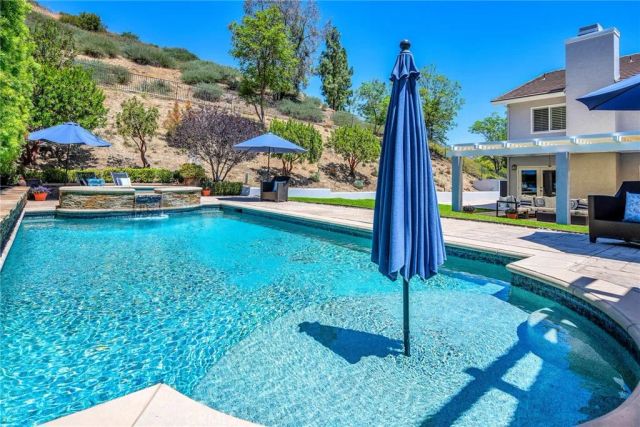 7015 Castle Peak Drive, West Hills, CA 91307