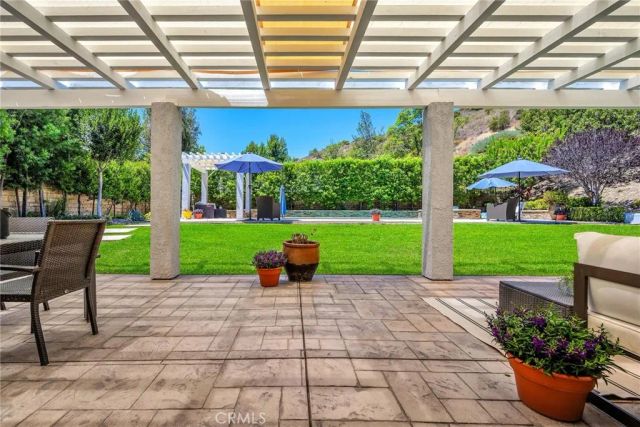 7015 Castle Peak Drive, West Hills, CA 91307