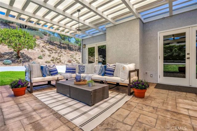 7015 Castle Peak Drive, West Hills, CA 91307