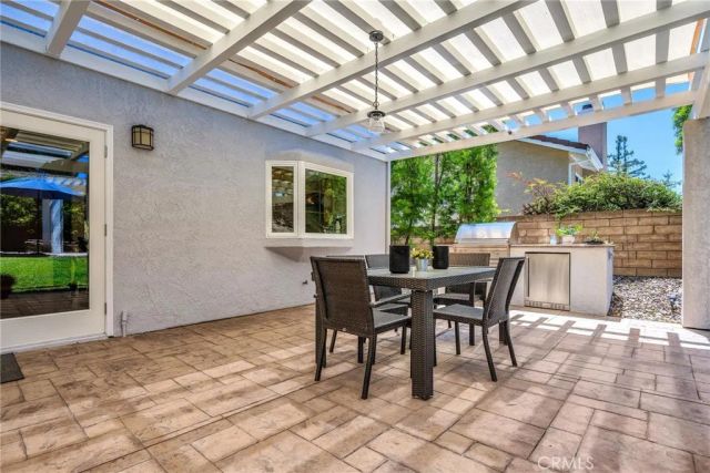 7015 Castle Peak Drive, West Hills, CA 91307
