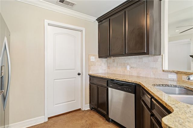 2706 Lake Rhapsody Dr, Corpus Christi, TX 78414