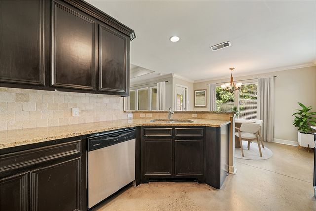 2706 Lake Rhapsody Dr, Corpus Christi, TX 78414