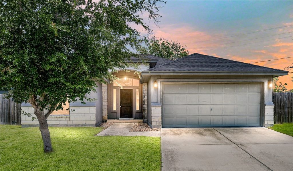 2706 Lake Rhapsody Dr, Corpus Christi, TX 78414