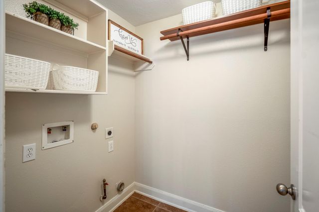 22722 Wixford Lane, Tomball, TX 77375