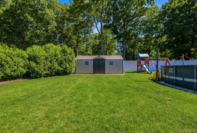 214 Pleasant Street, Ronkonkoma, NY 11779