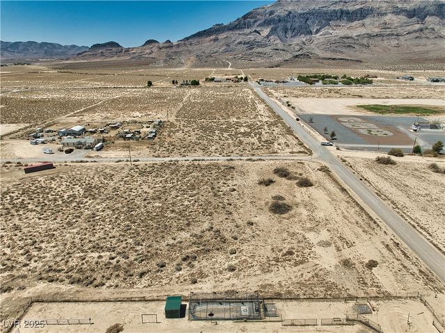 1711 West Avellaneda Street, Pahrump, NV 89060