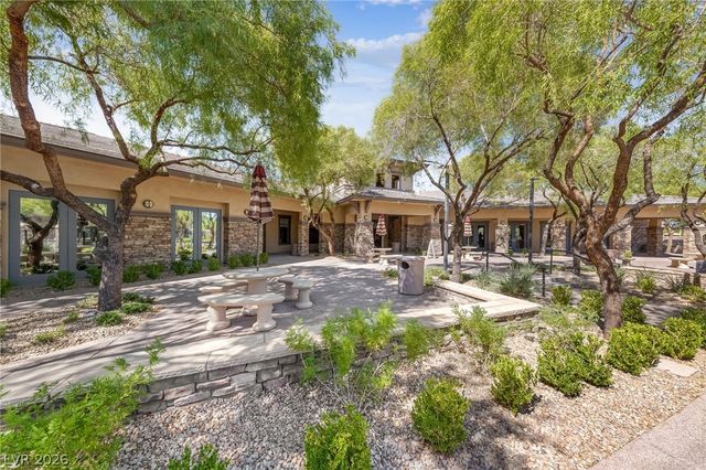 10372 Hawks Wing Street, Las Vegas, NV 89178