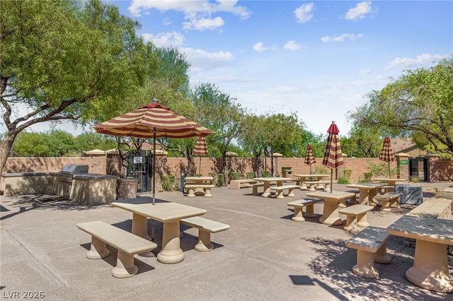 10372 Hawks Wing Street, Las Vegas, NV 89178