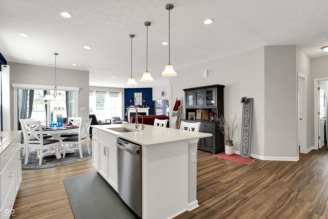 2250 Somerset Drive, Franklin, IN 46131