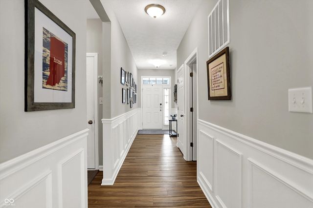 2250 Somerset Drive, Franklin, IN 46131