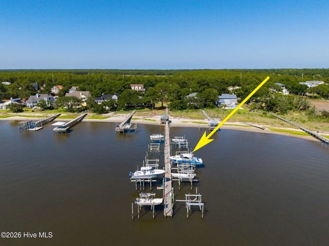 107 River Court, Wilmington, NC 28412