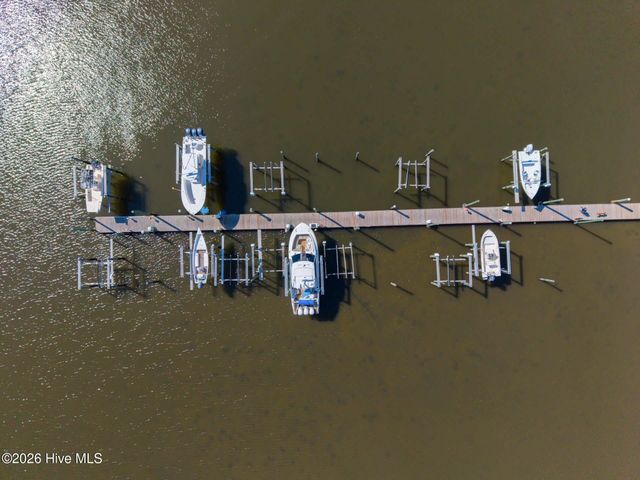107 River Court, Wilmington, NC 28412