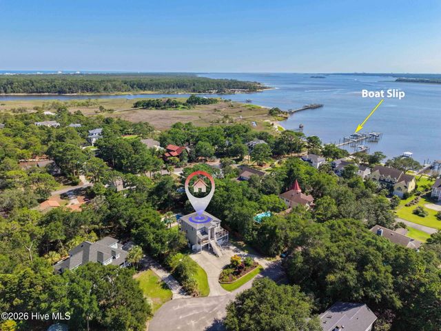 107 River Court, Wilmington, NC 28412