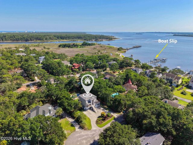 107 River Court, Wilmington, NC 28412