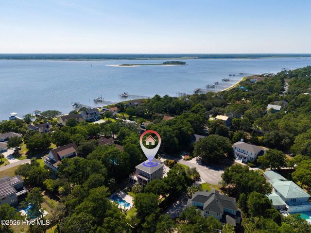 107 River Court, Wilmington, NC 28412