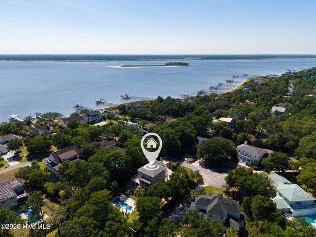 107 River Court, Wilmington, NC 28412