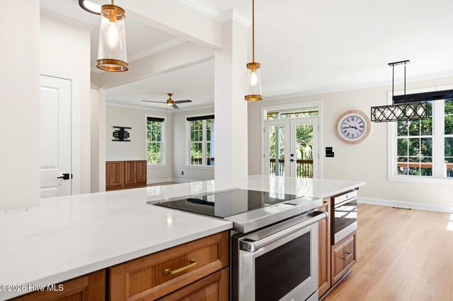 107 River Court, Wilmington, NC 28412