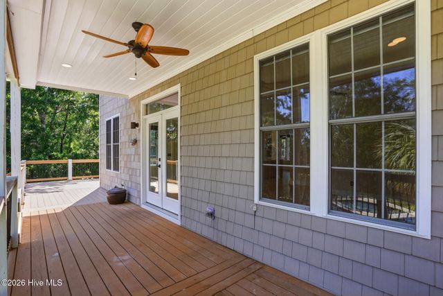 107 River Court, Wilmington, NC 28412
