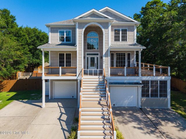 107 River Court, Wilmington, NC 28412