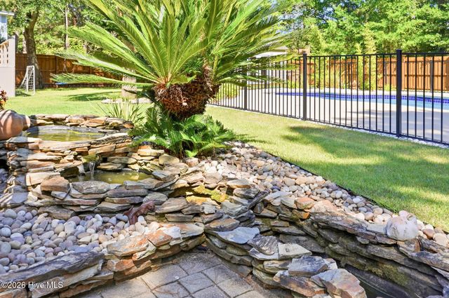 107 River Court, Wilmington, NC 28412