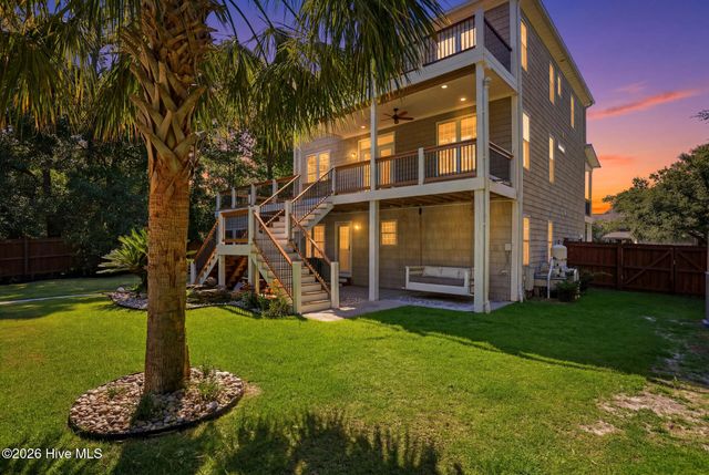 107 River Court, Wilmington, NC 28412