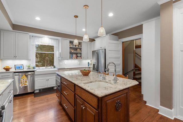 611 E Walnut Street, Horicon, WI 53032