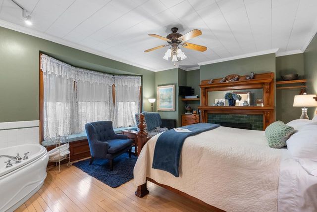 611 E Walnut Street, Horicon, WI 53032