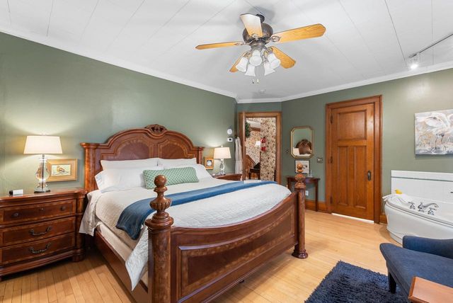 611 E Walnut Street, Horicon, WI 53032