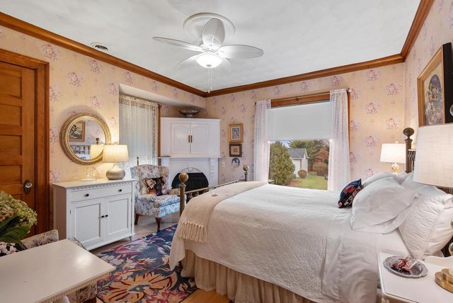 611 E Walnut Street, Horicon, WI 53032