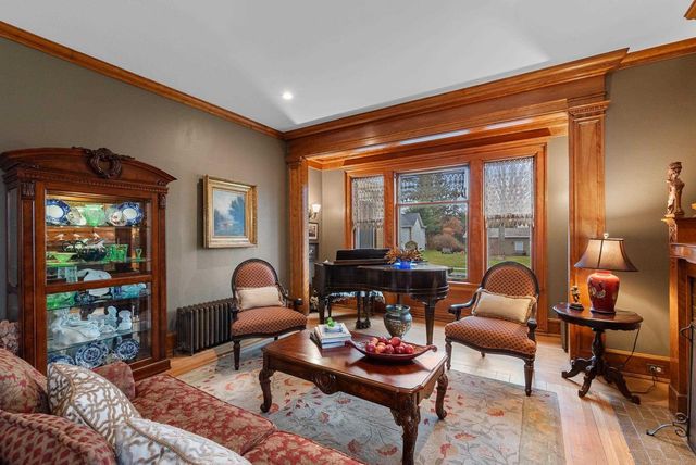 611 E Walnut Street, Horicon, WI 53032