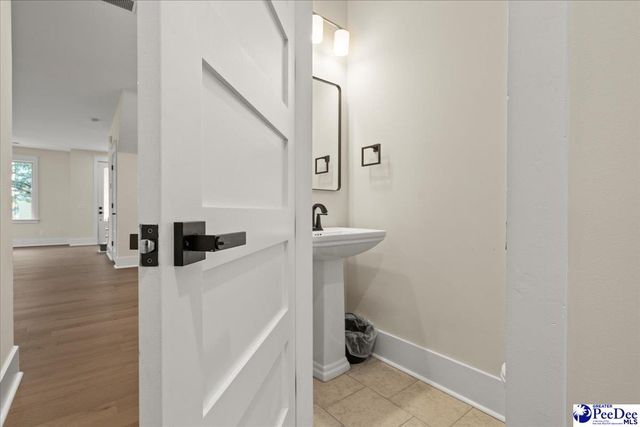 125 E Pine Street, Florence, SC 29506