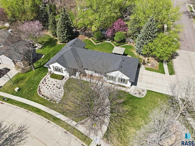 612 E 61St St Street, Sioux Falls, SD 57108