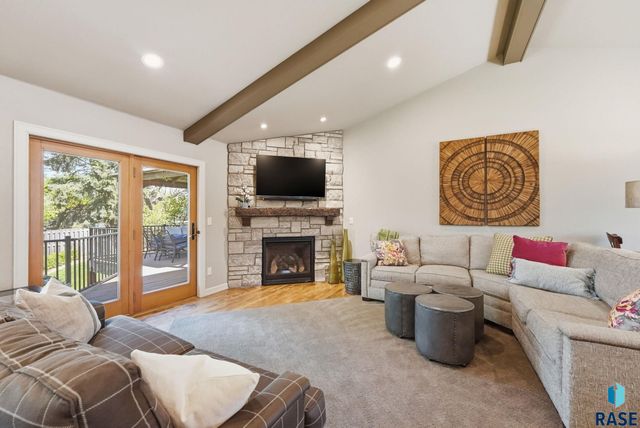 612 E 61St St Street, Sioux Falls, SD 57108