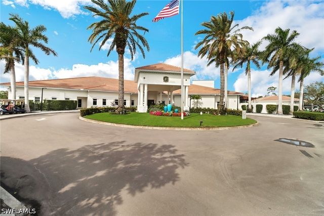 5250 Fox Hollow DR 508, Naples, FL 34104