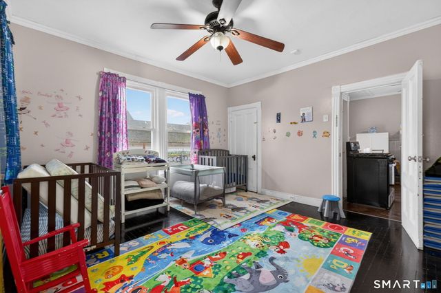 4 Robbins Court, Norwich, CT 06360