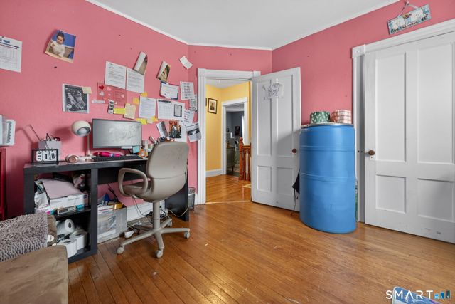 4 Robbins Court, Norwich, CT 06360